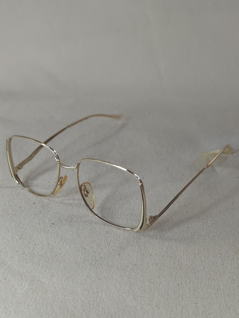 SWANK Frame Italy Gold Metal Cat-Eye Eyeglasses No Lenses